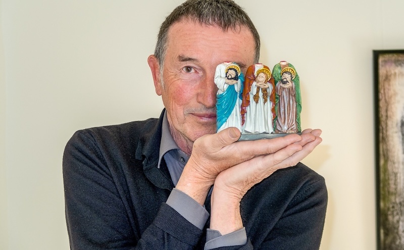 Livio Piatti mit den drei Zürcher Stadtheiligen