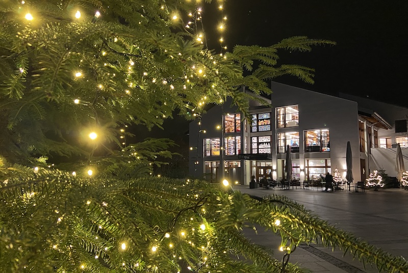 Draussen Weihnachtszauber, drinnen Bescherung (Foto: ZN)