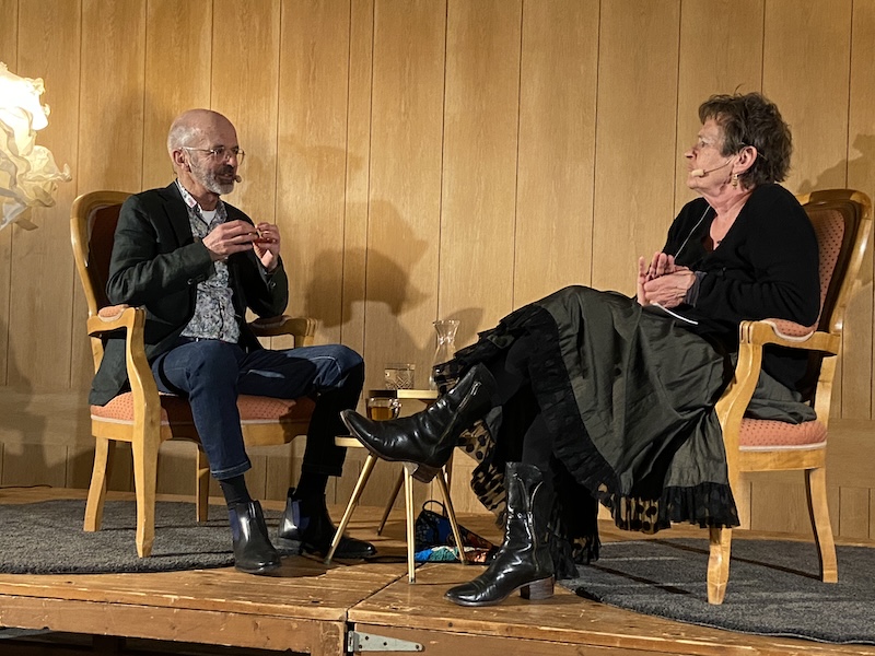 Hans Ueli Schläpfer im Gespräch mit Barbara Lukesch (Foto/Videos: ZN)