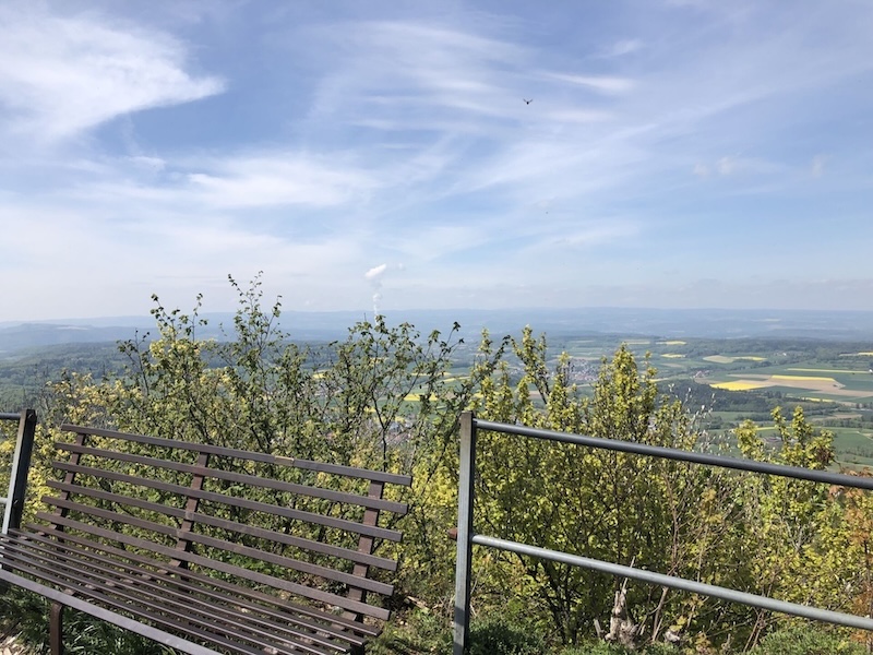 Auf dem Burghorn mit Blick nach Norden (Leibstadt grüsst)