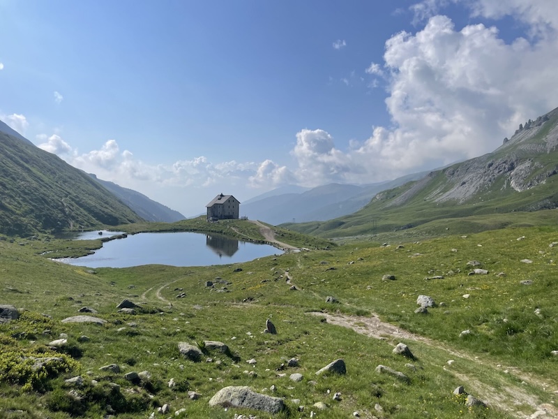 Eine Trutzburg als Talwächter bei der Sesvenna-Hütte (das ist nicht die Hütte selbst)