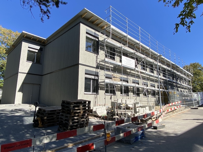Eingerüstetes Provisorium Rüterwis Ende September (Foto: ZN)
